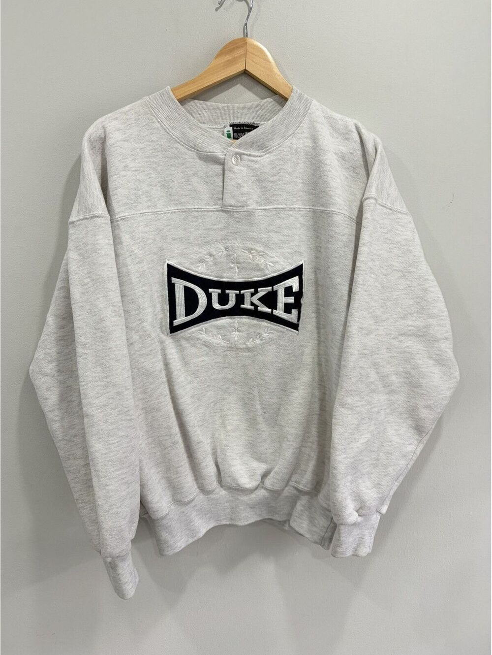 Vintage Duke Sweater Sweatshirt spellout